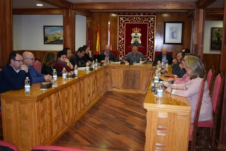 El pleno del Ayuntamiento de Tarancón aprueba un incremento salarial del 2,25 % a los empleados públicos