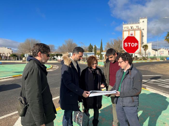 Fomento realiza el acta de replanteo para el inicio inminente de las obras de la glorieta que se ubicará entra la N-310 y la CM-3112 en San Clemente