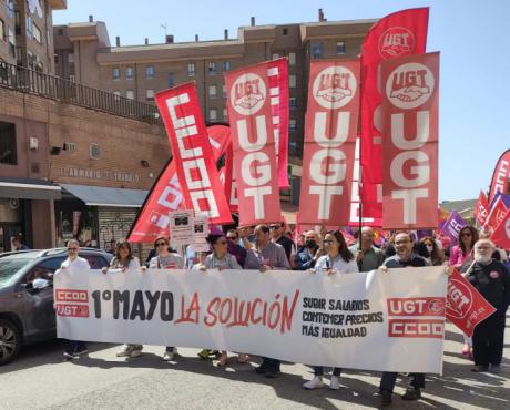 El mensaje de subir sueldos, contener precios y más igualdad recorre las calles con motivo del Primero de Mayo
