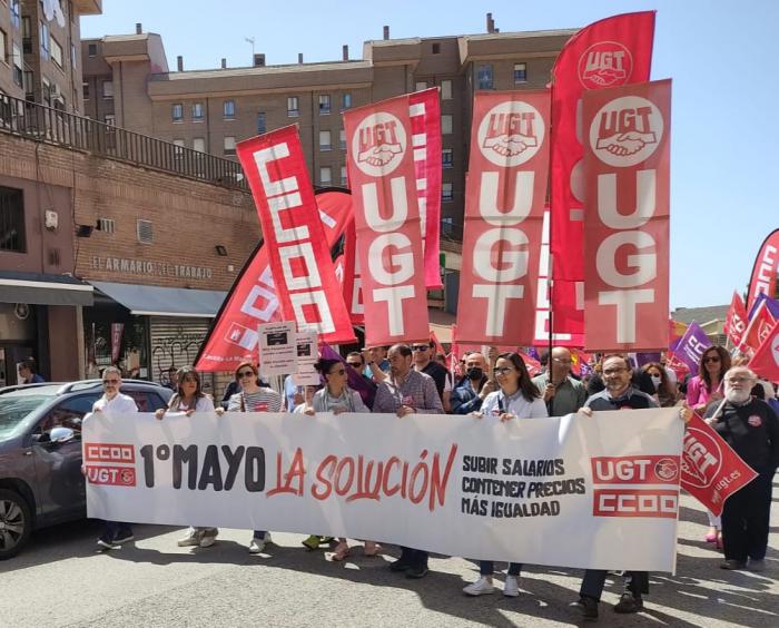 El mensaje de subir sueldos, contener precios y más igualdad recorre las calles con motivo del Primero de Mayo