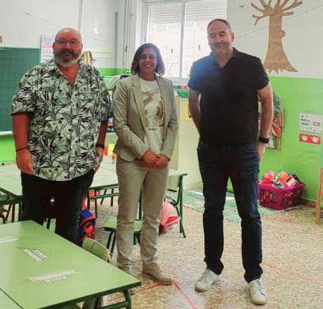 Educación destina 115.000 euros a la mejora de la eficiencia energética y la pintura en el colegio de Sisante