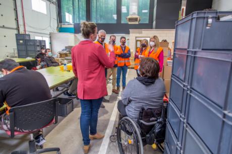 La Junta destaca la labor de AMIAB con las personas con discapacidad y estudia nuevos proyectos para implantar en la provincia