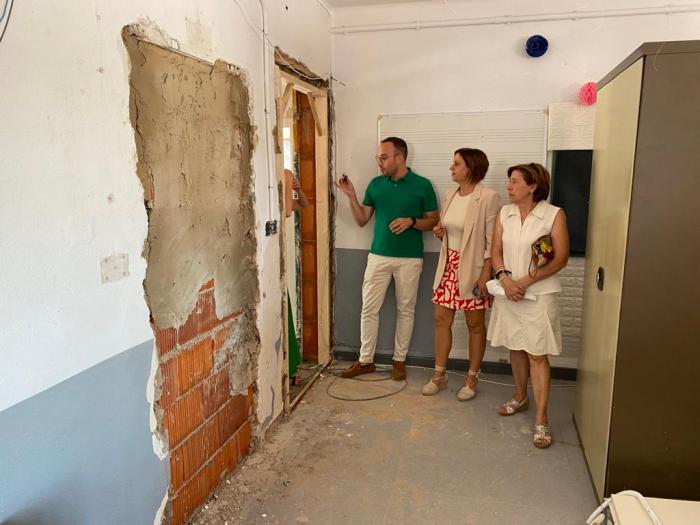 La Junta destina alrededor de 67.000 euros a la mejora del centro educativo de Graja de Iniesta