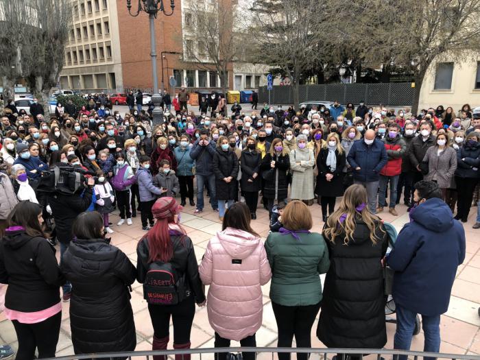 La capital se manifiesta contra el crimen machista de Nohales 