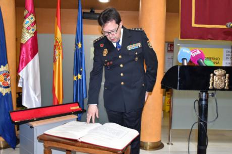 José Luis Serrano toma posesión de su cargo como nuevo Comisario Provincial de la Policía Nacional de Cuenca