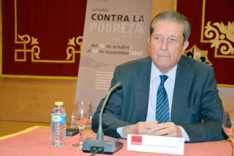 Mayor Zaragoza aboga en la UCLM por un “nuevo concepto de seguridad” que priorice la dignidad humana