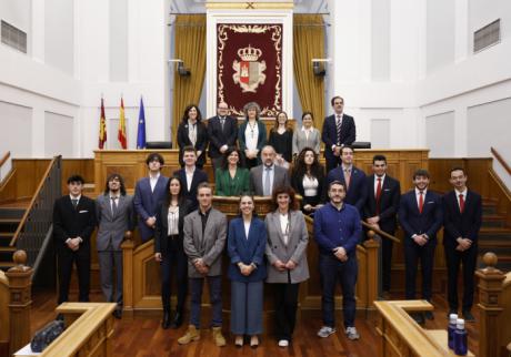 El equipo Habeas Corpus, de Albacete, representará a la UCLM en la final de la Liga de Debate Universitario del G-9