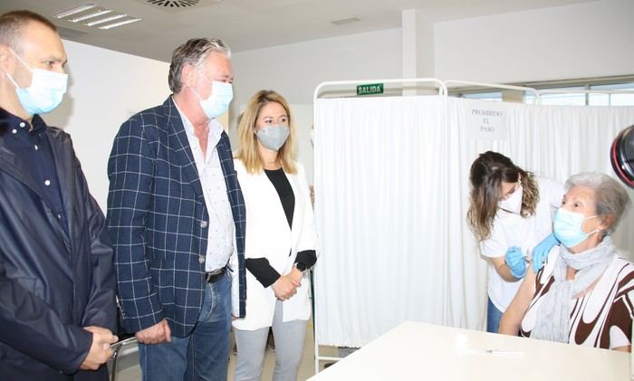 Cuenca comienza la campaña de vacunación de la gripe haciendo un llamamiento a la población de riesgo para protegerse frente al virus