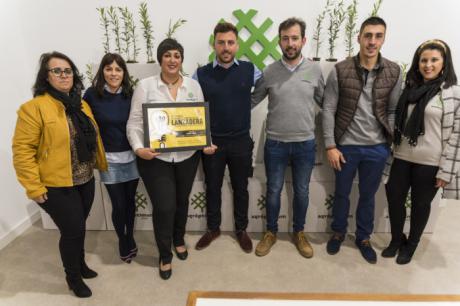 García Casado muestra su satisfacción por la buena marcha de los premiados en el Concurso Lanzadera de Diputación