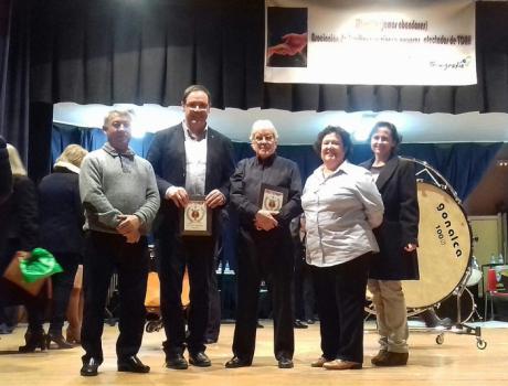 Prieto aplaude la iniciativa de la Unión Musical Lira de Casasimarro de mantener su Concierto de Navidad Solidario durante dos décadas