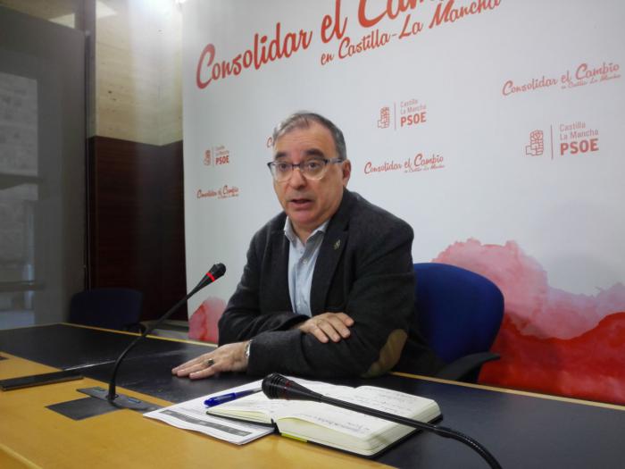 Fernando Mora: “El PP está en caída libre, sin norte y con un claro competidor como es Ciudadanos, de ahí su radicalismo”