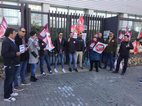 Los trabajadores de Amaranto inician una huelga indefinida para exigir el pago de dos nóminas y contra el deterioro de condiciones laborales