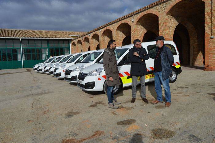 Se incorporan siete vehículos nuevos a las Brigadas de Conservación de Carreteras en la provincia