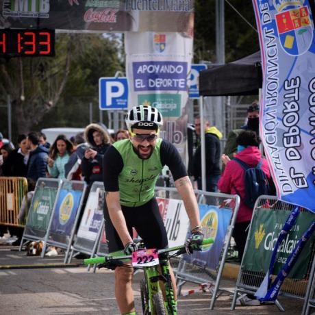 Israel y Carla Fernández demostraron su poderío en la IX Carrera de MTB Virgen de Rus de San Clemente