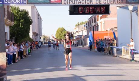 Pablo López y Gema Fernández ganan en Horcajo de Santiago la penúltima carrera popular del Circuito de Diputación