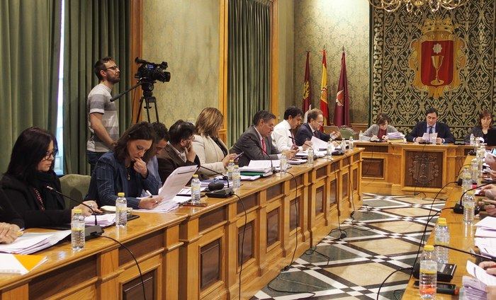 El Grupo Popular celebra que el PSOE ahora sí apoye la iniciativa del equipo de Gobierno para que el antiguo colegio La Paz sea sede de asociaciones