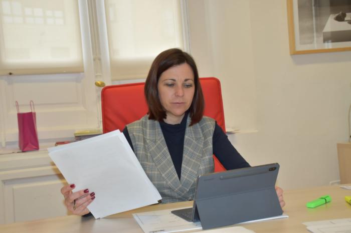 Nuria Illana, diputada de Hacienda