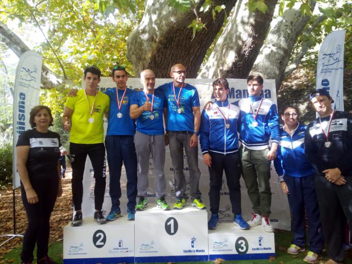 El Club de Piragüismo 'Las Grajas' en el Trofeo Puente Romano de Sacedón