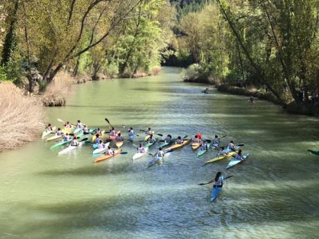 Las aguas del río Júcar acogieron la XII edición del “Trofeo de Piragüismo Diputación de Cuenca”