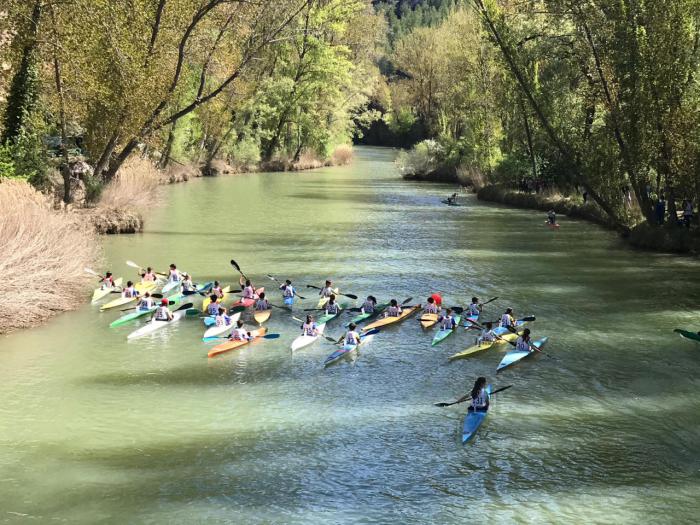 Las aguas del río Júcar acogieron la XII edición del “Trofeo de Piragüismo Diputación de Cuenca”