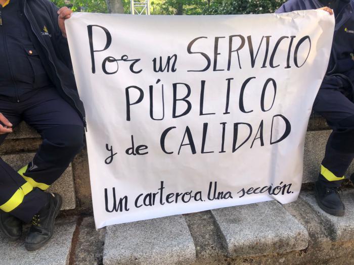 Los trabajadores de Correos se movilizan para exigir más personal en Cuenca