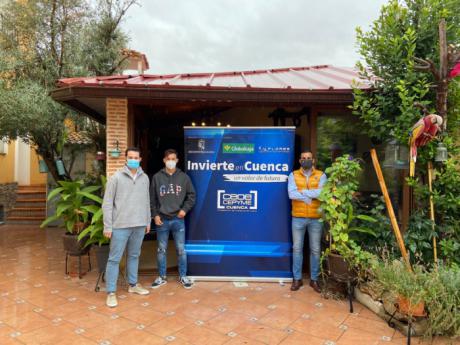 Invierte en Cuenca apoya las iniciativas de dos jóvenes emprendedores en Villares del Saz