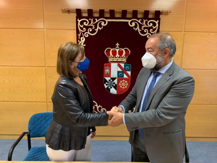La UCLM y el Comité Español de ACNUR firman un acuerdo para colaborar en materia docente, investigadora y de voluntariado