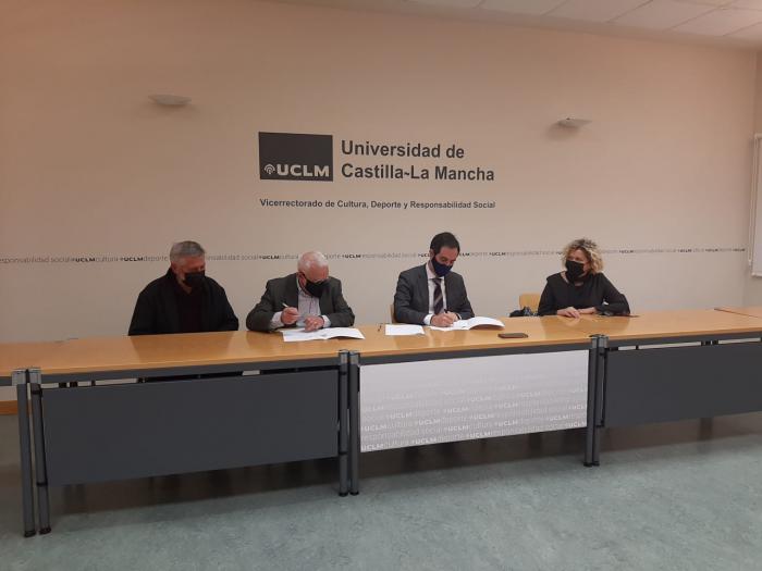 La UCLM acuerda con la RACAL que sus académicos hagan uso de la Biblioteca General del Campus de Cuenca 