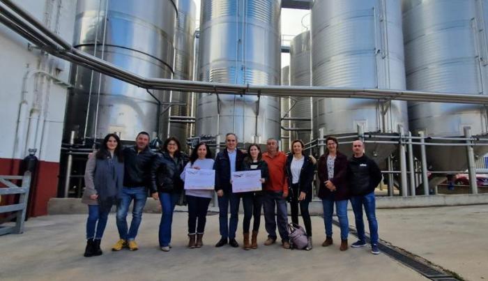 La Junta concede más de 5 millones de euros de ayudas VINATI a 16 bodegas y cooperativas de la provincia