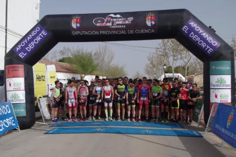 Antonio Cerezo y Coral Torrijos se imponen en Mota en el estreno del IV Circuito de Duatlón y Carreras por Montaña