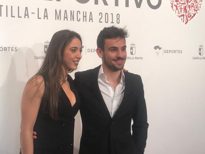 Celia Toledo y Víctor Pardo del Club Piragüismo Cuenca con Carácter galardonados en la Gala del Deporte de la Junta