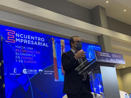 Bellido insta a instituciones y empresas a explorar fórmulas de colaboración para reactivar la economía