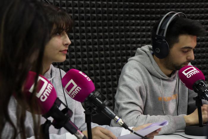 Los estudiantes de periodismo hablan de despoblación en 'El Ágora'