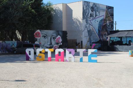 La IV edición del Festival de Arte Urbano Astarté de Iniesta ha tenido como protagonista a la mujer