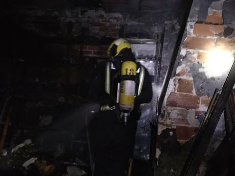 Muere un hombre en un incendio en su vivienda en San Lorenzo de la Parrilla