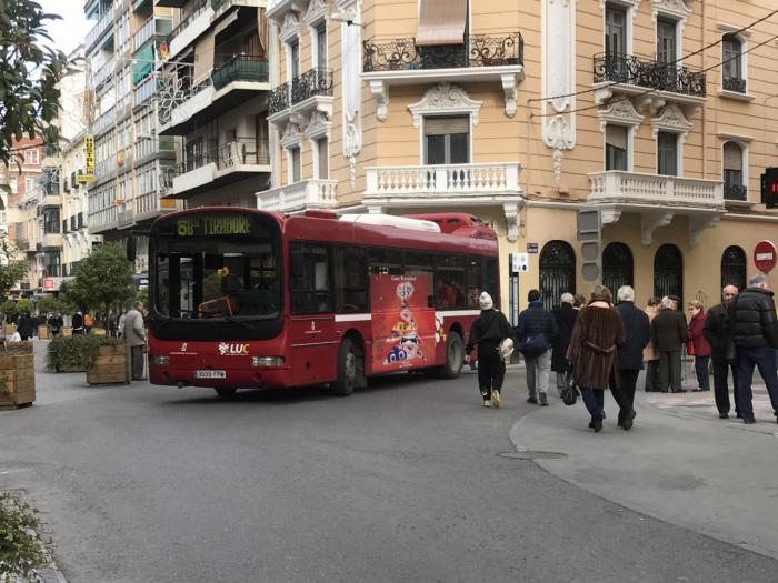 La Carrera del Pavo y la San Silvestre en Piragua provocarán modificaciones en las líneas de autobuses urbanos