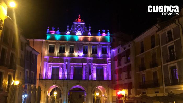 El Ayuntamiento inaugurará su fachada restaurada con una exposición y el encendido de su iluminación ornamental