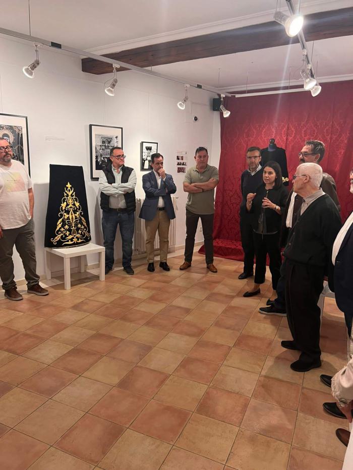 El Museo de Semana Santa acoge la exposición por el 75º Aniversario de la hechura de la talla de la Soledad de San Agustín