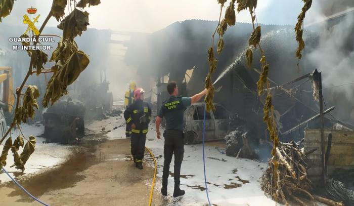 Rescatadas tres personas en un Incendio en Villarrubia de los Ojos
