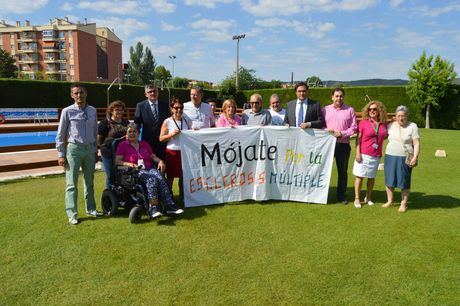 La Junta hace un llamamiento a la ciudadanía conquense para que respalde a ADEMCU en la jornada “Mójate por la esclerosis”
