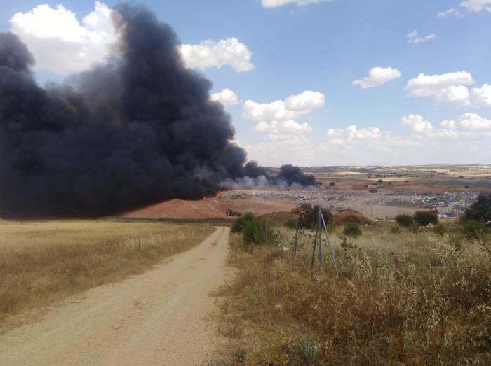 El PP exige a Martínez Chana responsabilidades por el incendio de la planta de reciclaje de residuos de Almonacid del Marquesado,