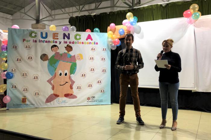 Los jóvenes miembros del Consejo Municipal protagonizan el acto del Día Universal de la Infancia