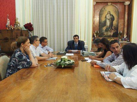 La Junta de Gobierno Local aprueba la prórroga del contrato de prestación de servicios de un letrado