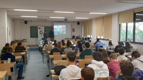 La Cátedra de Gastronomía de la UCLM acerca las innovaciones en marketing agroalimentario a la Facultad de Ciencias Sociales