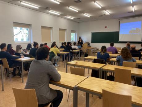 El Instituto de Investigación Científica Aplicada de la UCLM ayuda a los jóvenes investigadores a preparar su tesis e iniciar nuevas etapas