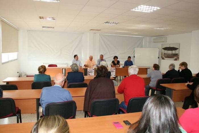 Cerca de 500 personas se benefician en la provincia de los programas que la Junta financia a las asociaciones de familiares de enfermos de Alzheimer