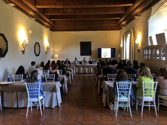 Una veintena de empresas de eventos y comunicación del sector turístico participan en las jornadas organizadas por el Ayuntamiento