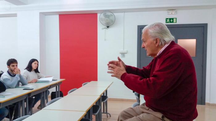 La Facultad de Comunicación acoge la presentación del informe ‘¿Periodistas contra el racismo?’