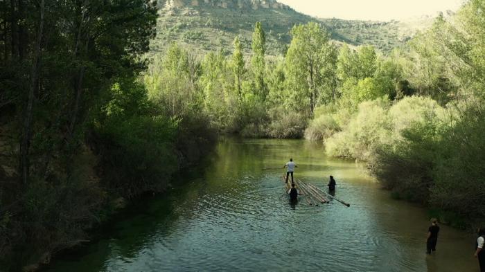 'Parque Natural del Alto Tajo, la Guadalajara más salvaje', en '80 cm'