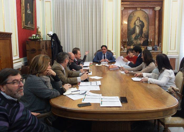Once trabajadores de Aguas de Cuenca vuelven a reincorporase al Ayuntamiento